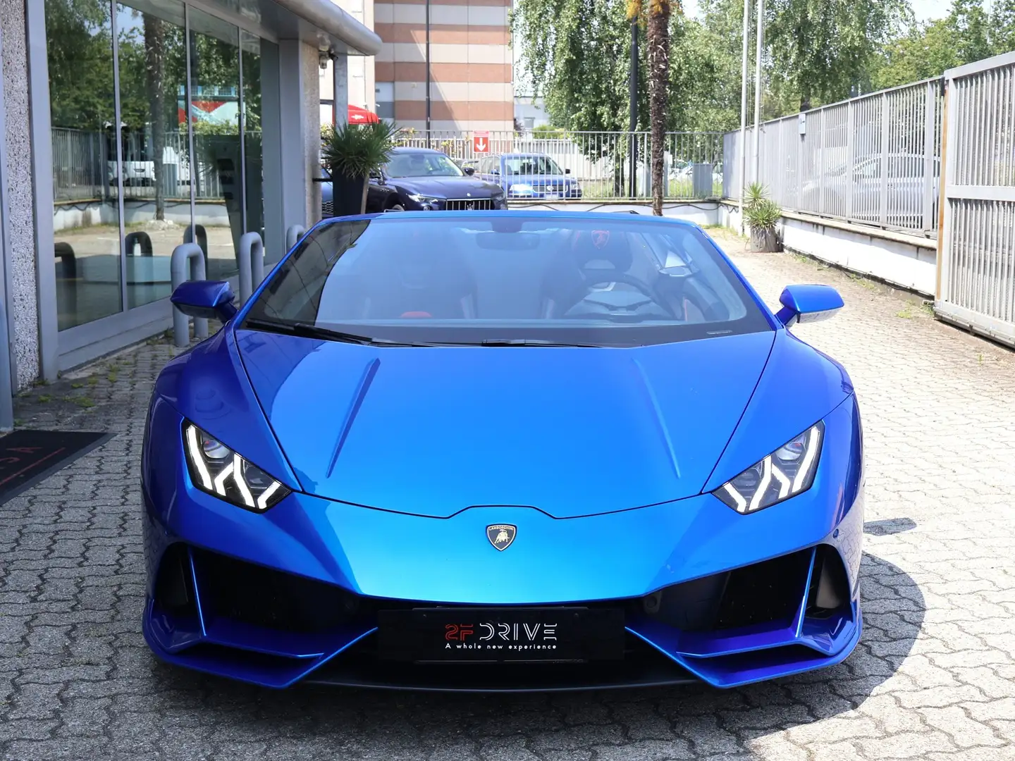 Lamborghini Huracán Spyder 5.2 Evo 640 AWD plava - 2
