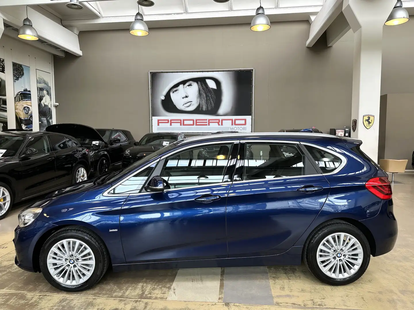 BMW 218 d Active Tourer Luxury - 1LED - Pelle - Unico Prop Kék - 2