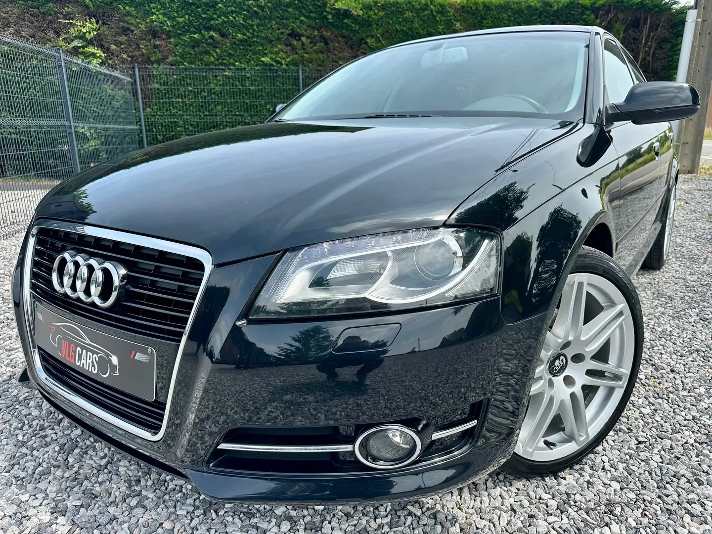 Audi A3 Sportback 1.6 TDi Ambition * Cuir * Bi-Xenon * Siyah - 2