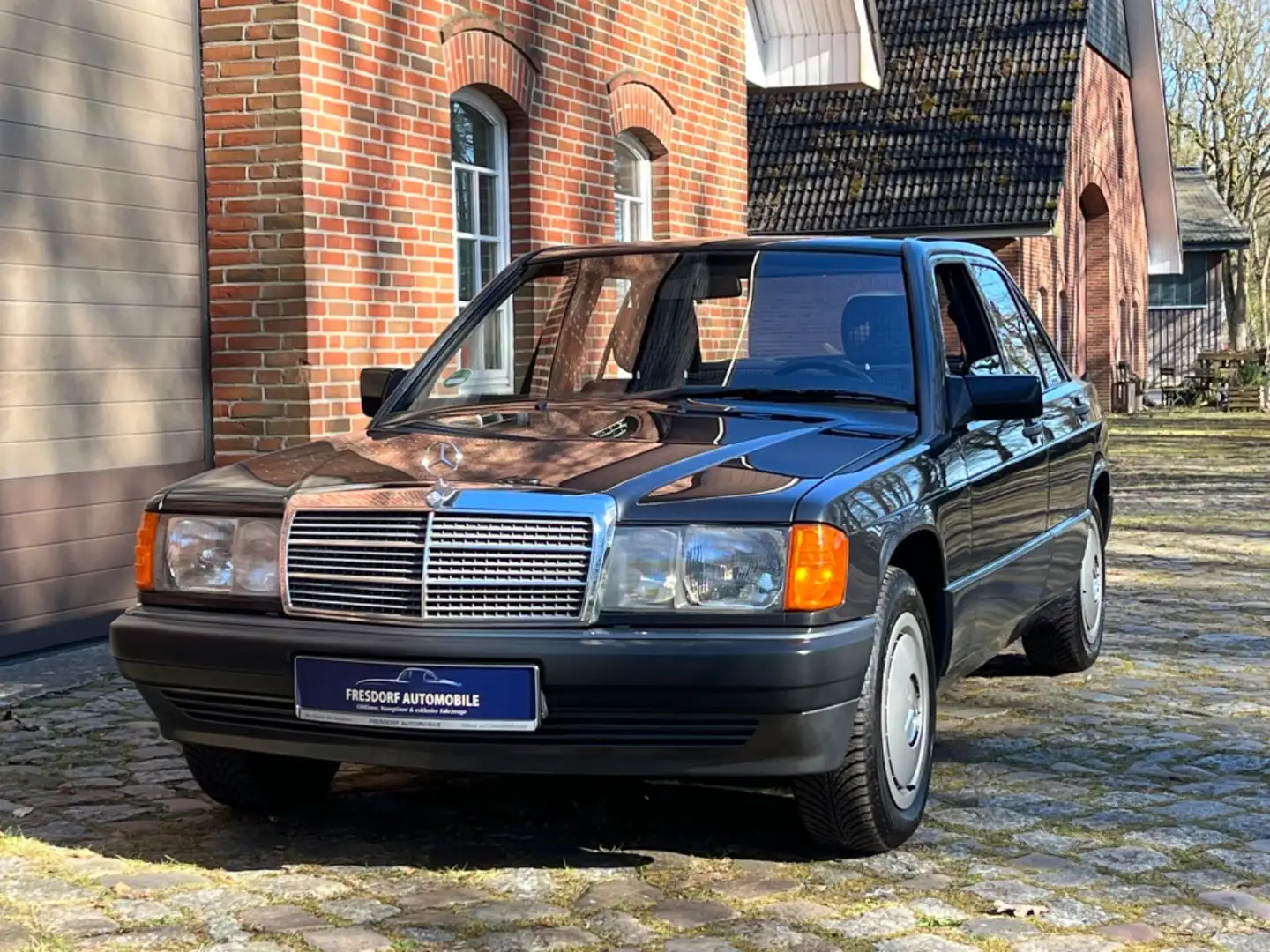 Mercedes-Benz 190 E 1.8 W201, sehr gepflegt, nur 109.000 Km!! Noir - 1