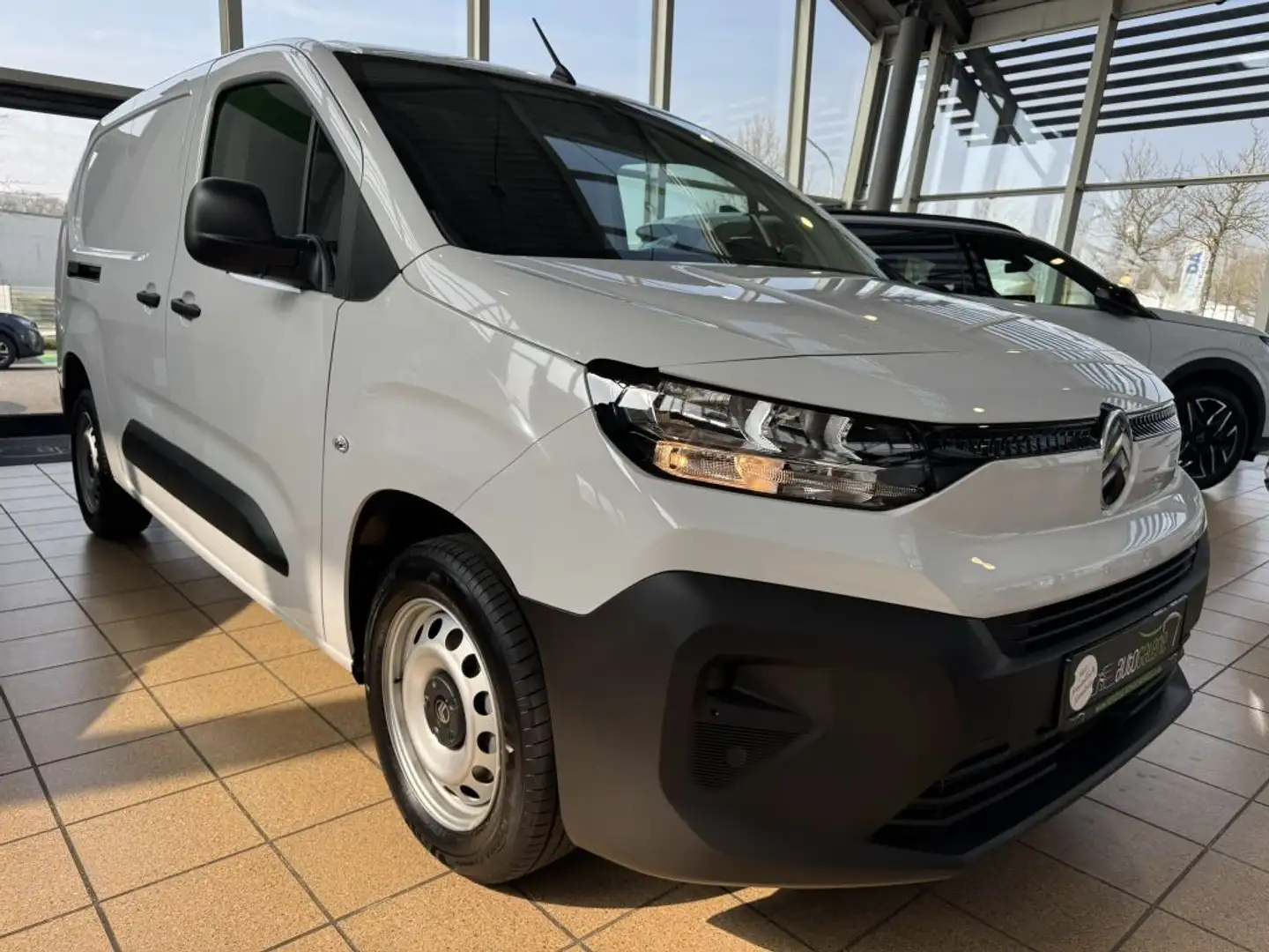 Citroen Berlingo BlueHDi 100 L2 EHZ Beyaz - 1