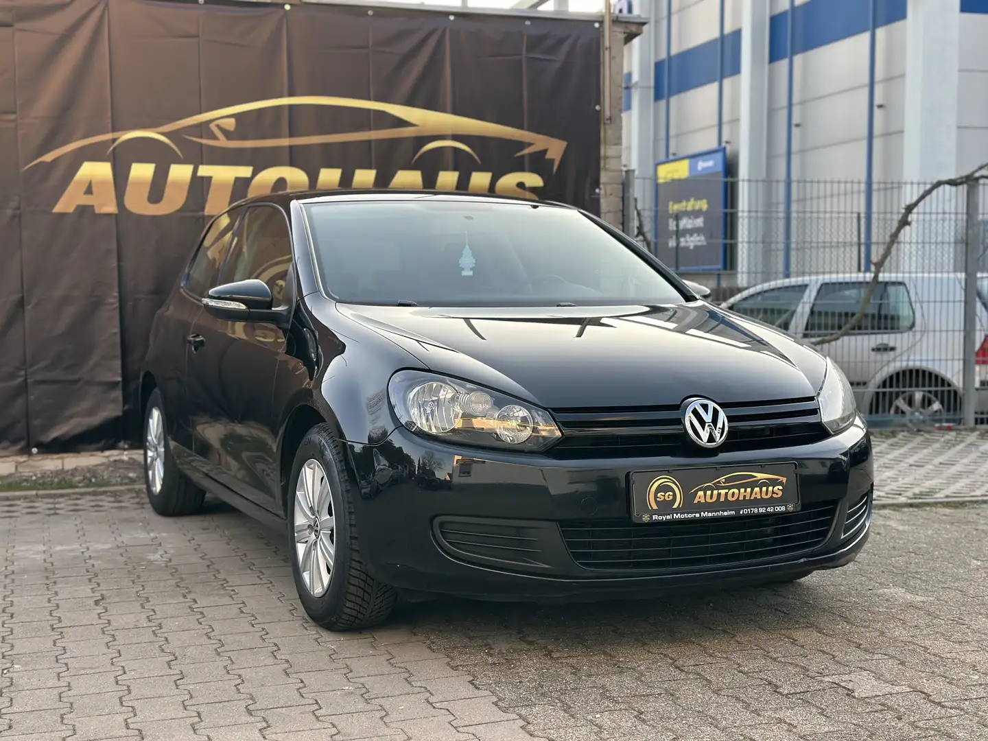 Volkswagen Golf Trendline Чорний - 2