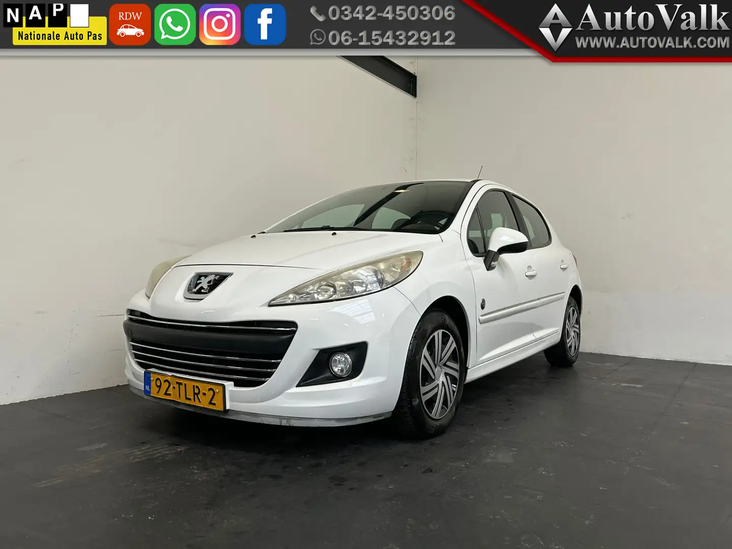 Peugeot 207 1.4 VTi Urban Move. Airco! Beyaz - 1