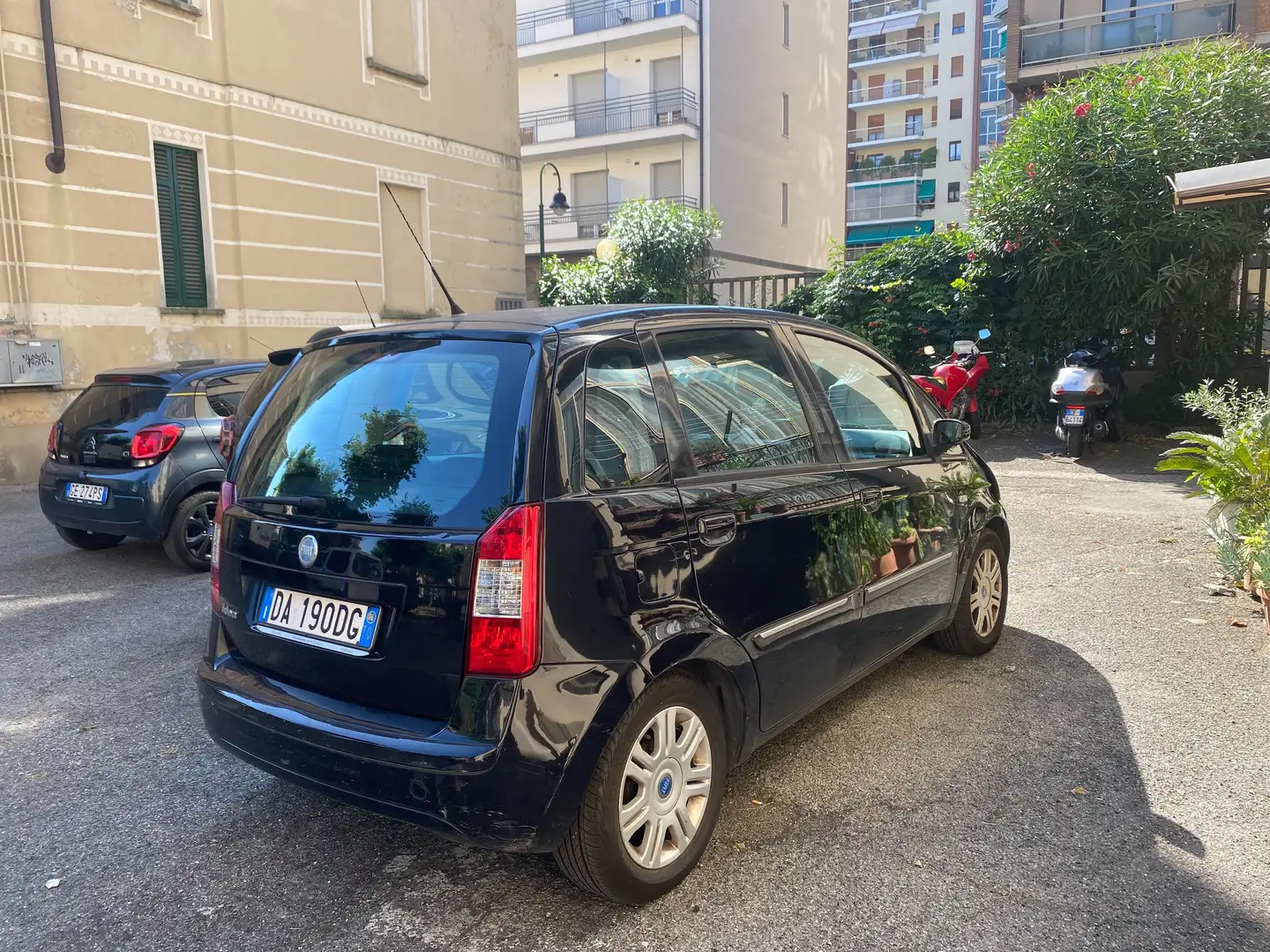 Fiat Idea Idea 1.4 Dynamic Zwart - 1