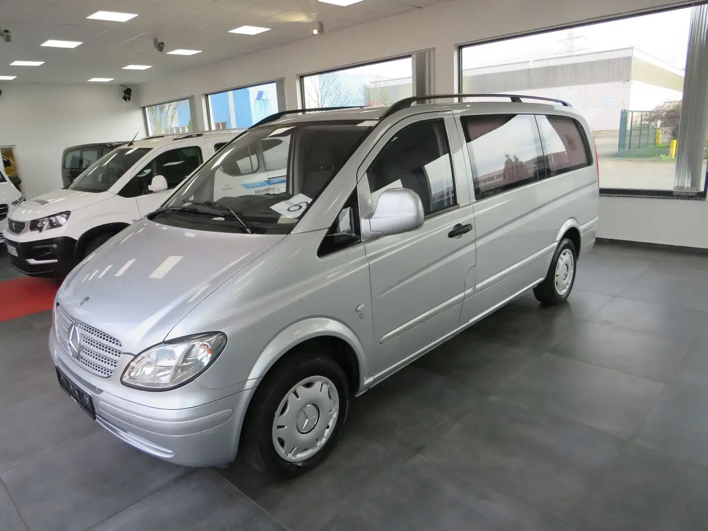 Mercedes-Benz Vito Rappold Bestattungswagen / Leichenwagen Zilver - 1