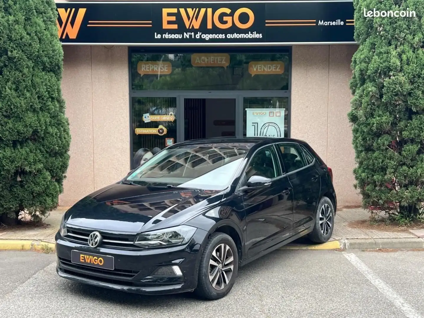 Volkswagen Polo 1.0 TSI 95 CH IQ-DRIVE Noir - 1