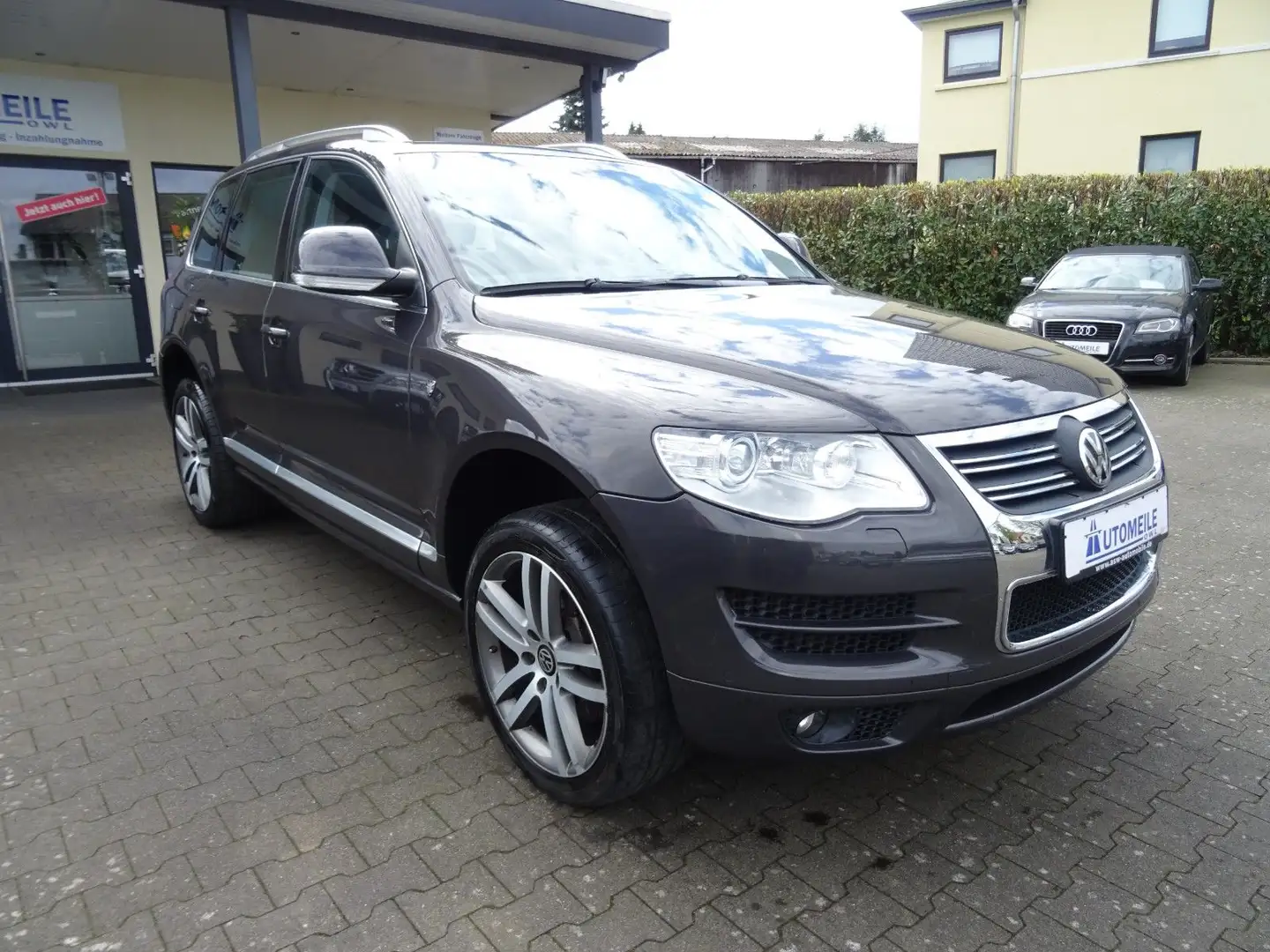 Volkswagen Touareg W12 Individual 6.0 LEDER XENON NAVI PDC Gri - 2