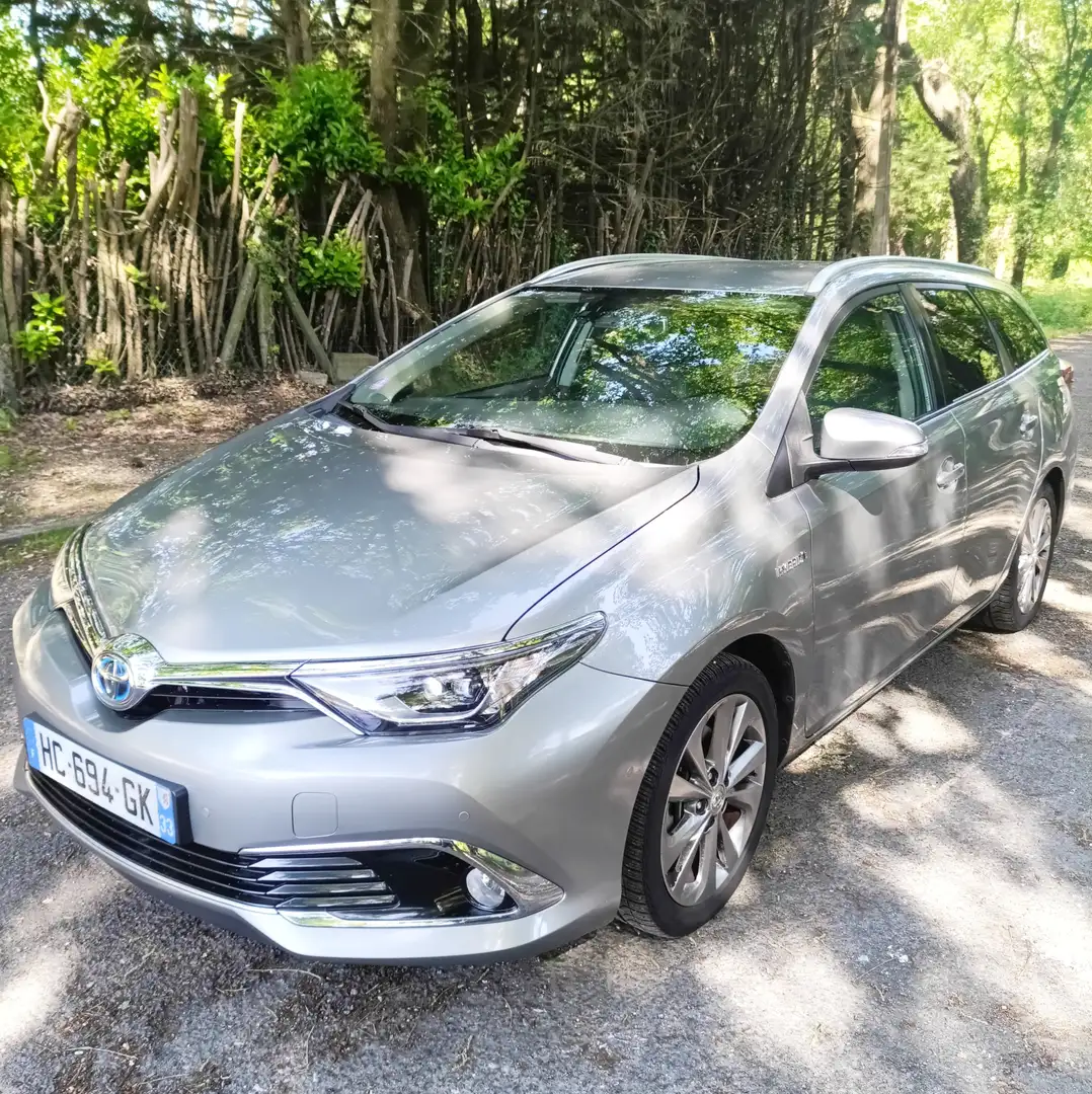 Toyota Auris Auris Touring Sports Hybride 136h Design Business Argent - 1