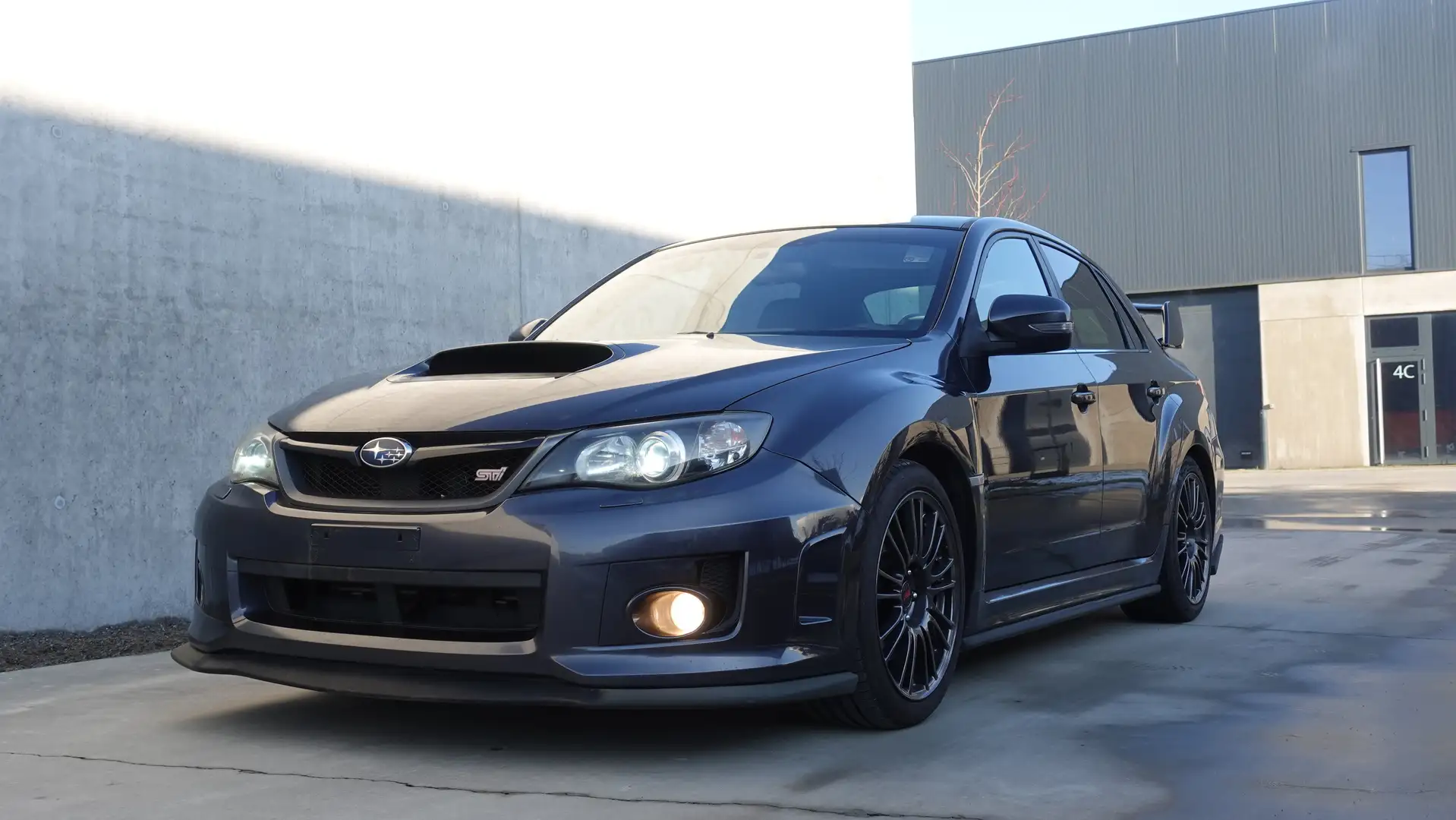 Subaru WRX STi Sport Executive Alpine Pops&Bangs 400pk Gris - 1