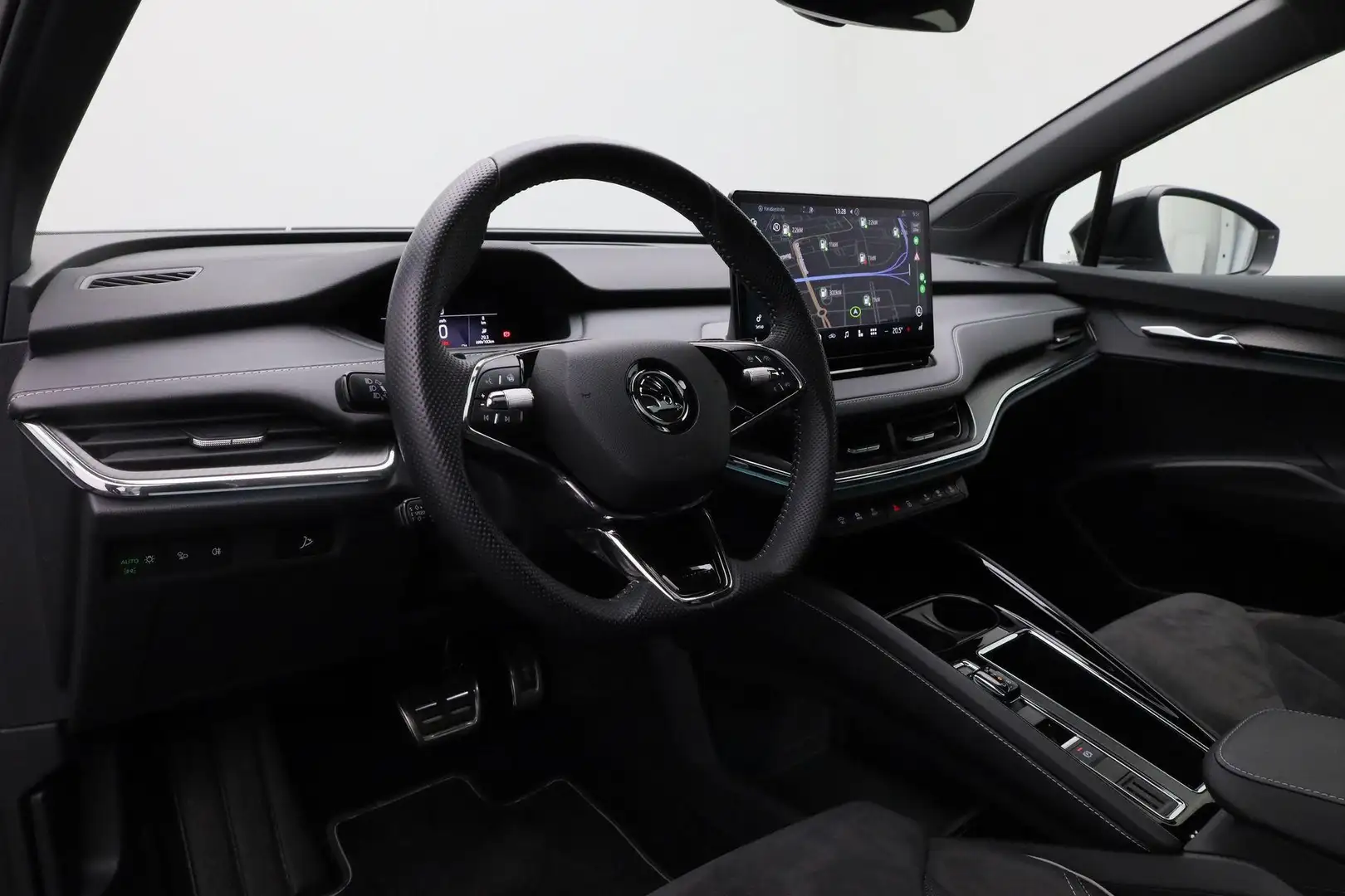 Skoda Enyaq Coupé iV 60 Sportline 179 pk 58 kWh | Panoramadak Zilver - 2