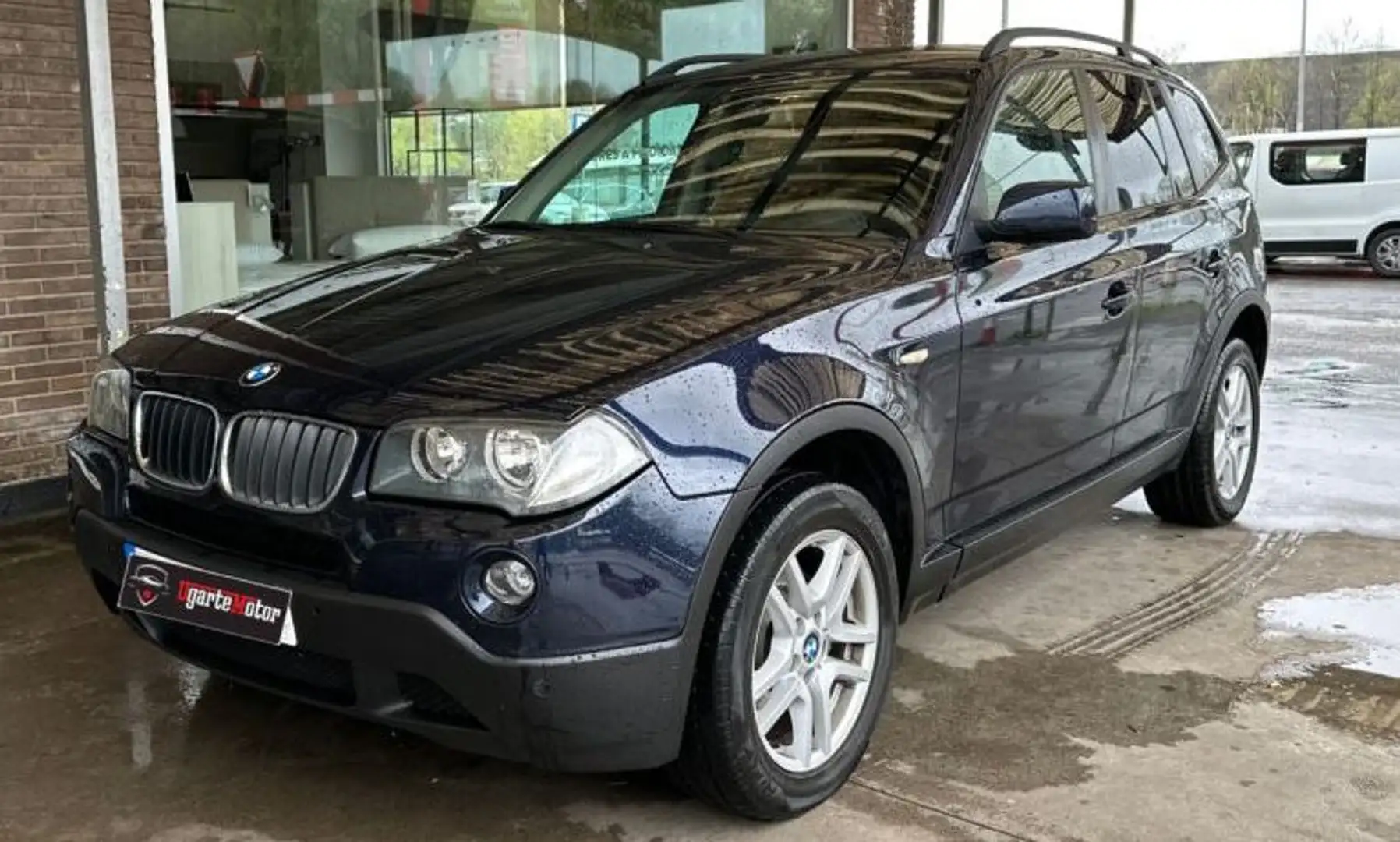 BMW X3 2.0d Чёрный - 1
