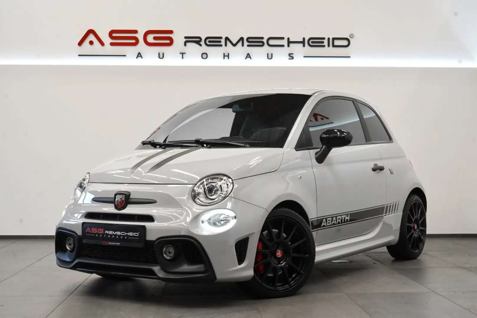 Abarth 595 Competizione *2.H *Schale *Akra*Carbon*Beats Grey - 1