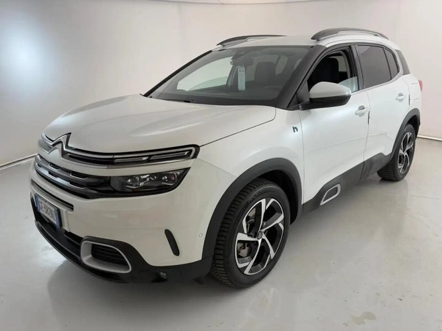 Citroen C5 Aircross Aircross 1.6 Hybrid Plug-in Shine Белый - 1