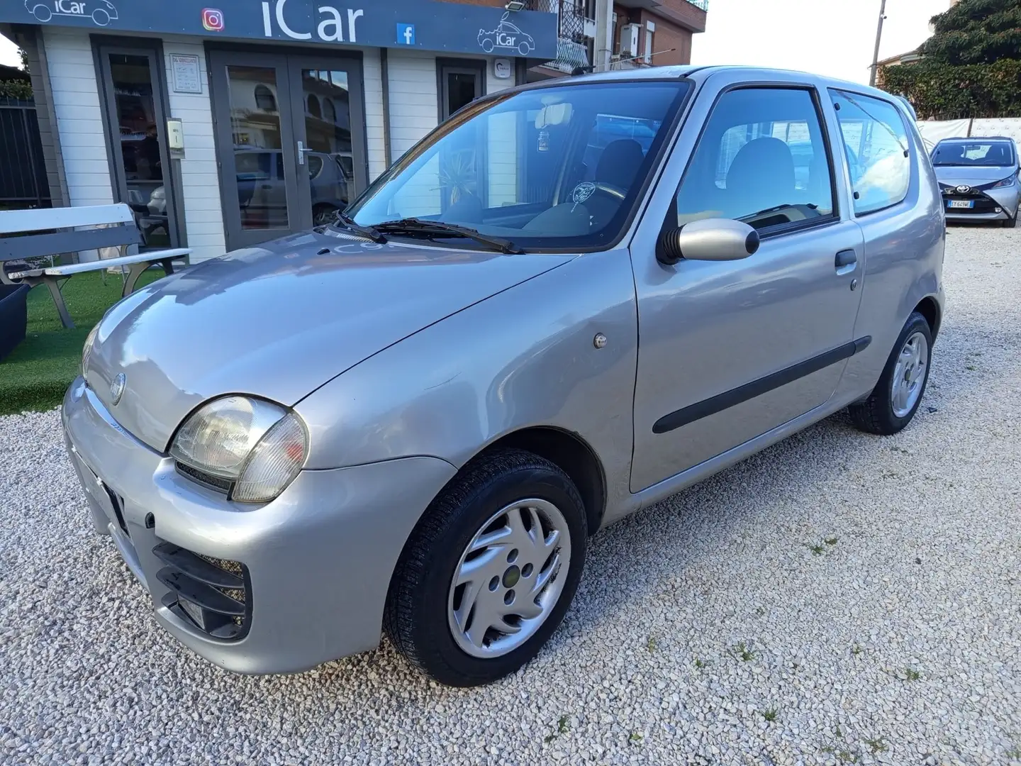 Fiat 600 X NEOPATENTATI Gris - 2