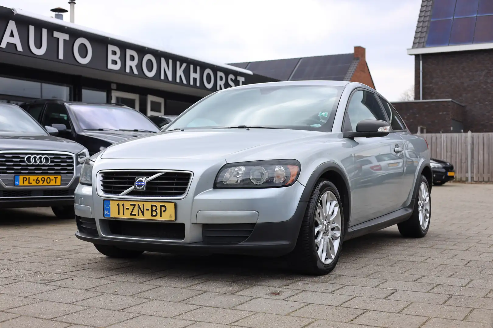 Volvo C30 1.8 KINETIC | AIRCO | 17 INCH | APK Grijs - 1