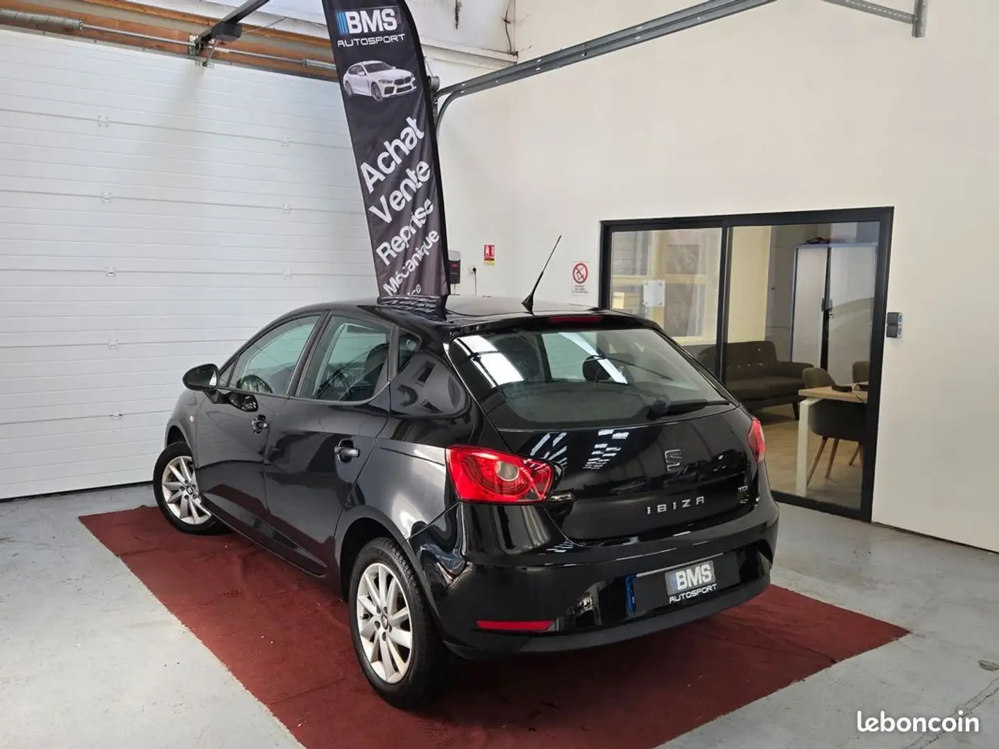 SEAT Ibiza 1.6 TDI 105 5 Portes Style (Clim auto, Régulateur) Noir - 2