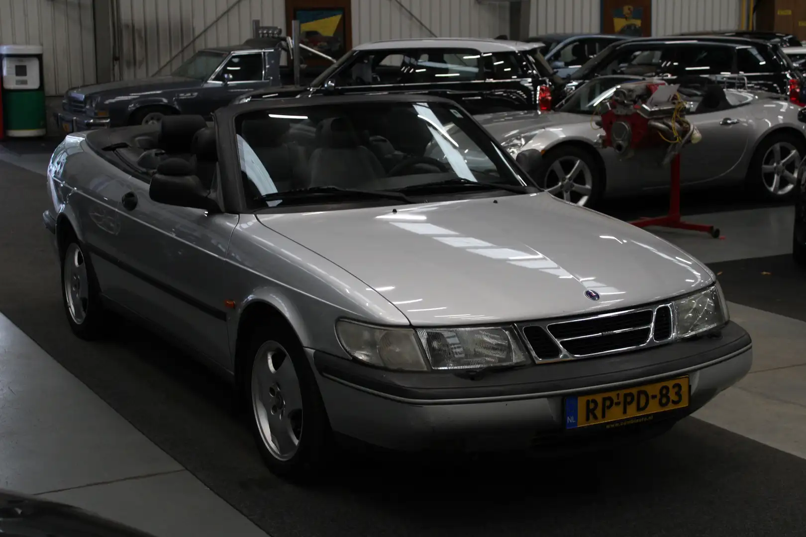 Saab 900 Cabrio 2.0 S Automaat Airco, Cruise control Grijs - 2