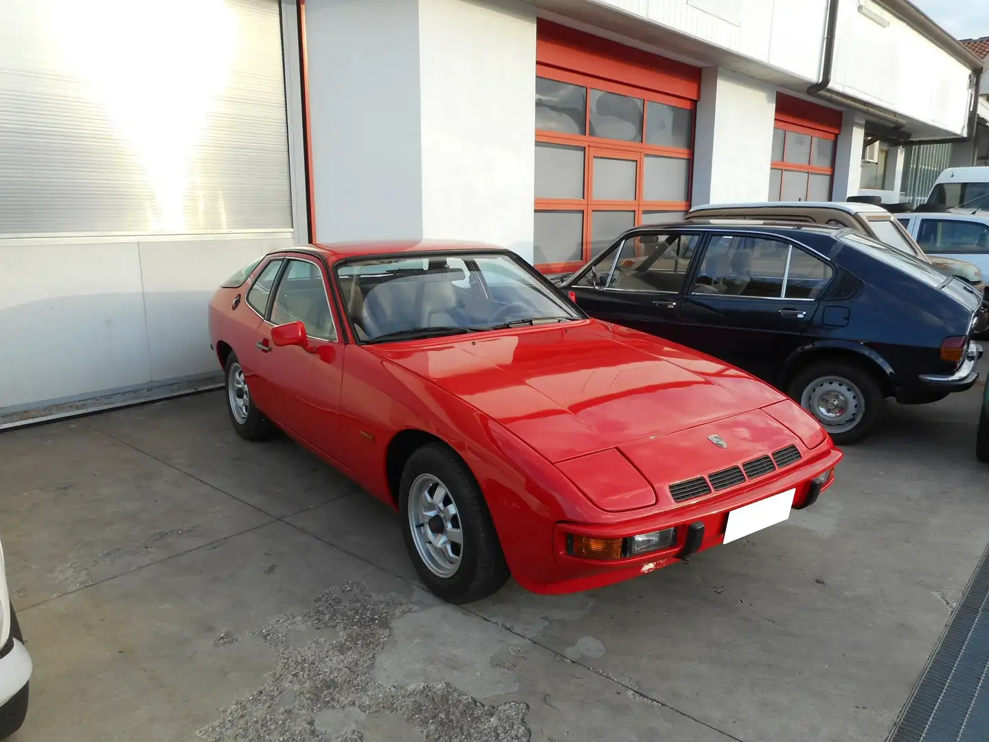 Porsche 924 T Rosso - 2