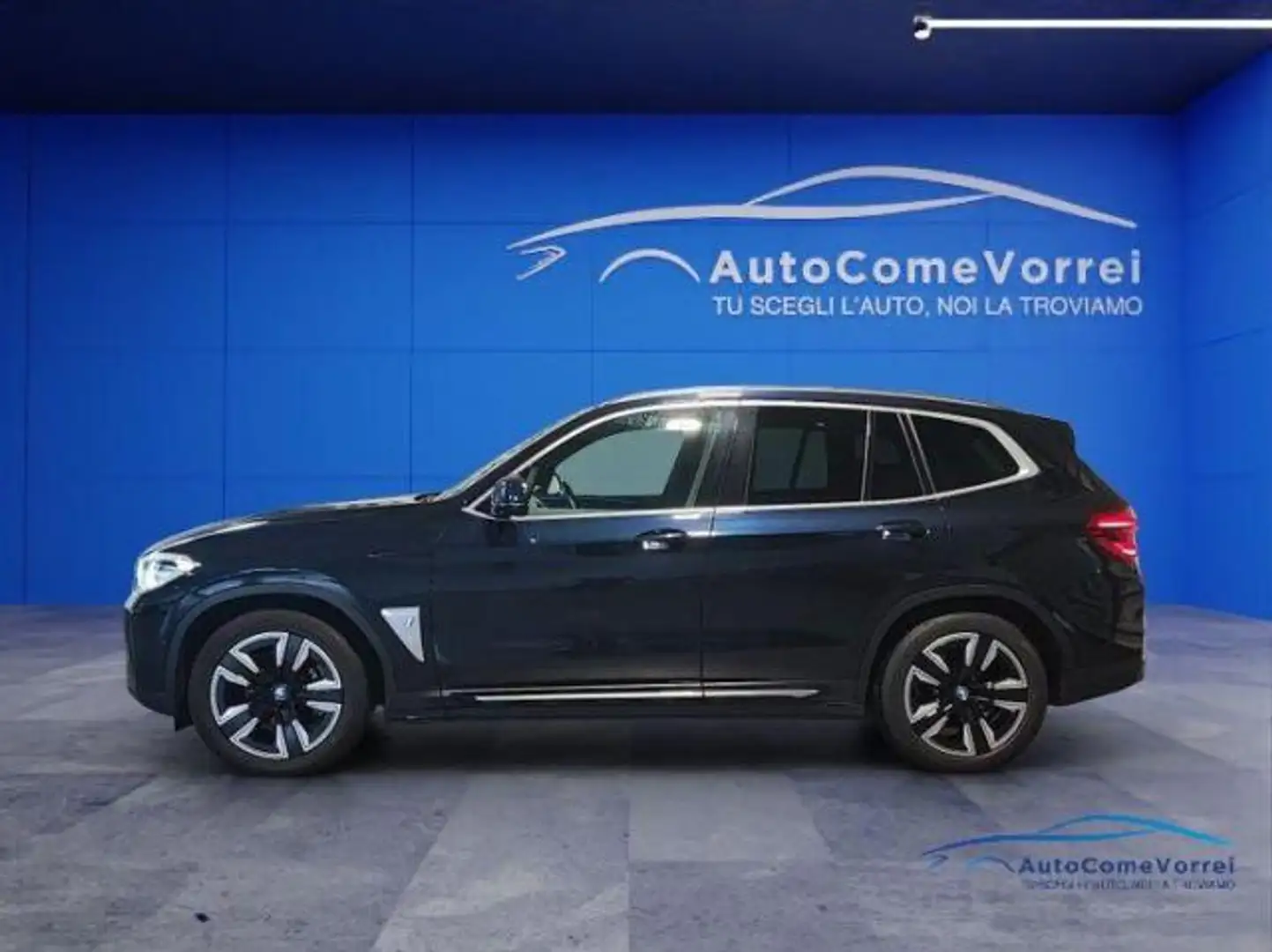 BMW iX3 Inspiring Albastru - 1