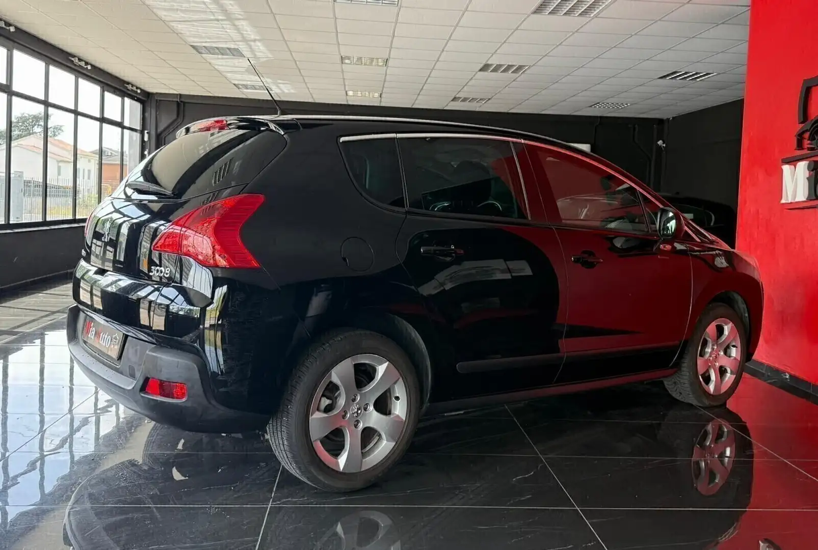 Peugeot 3008 1.6 HDi 110CV Business Noir - 2