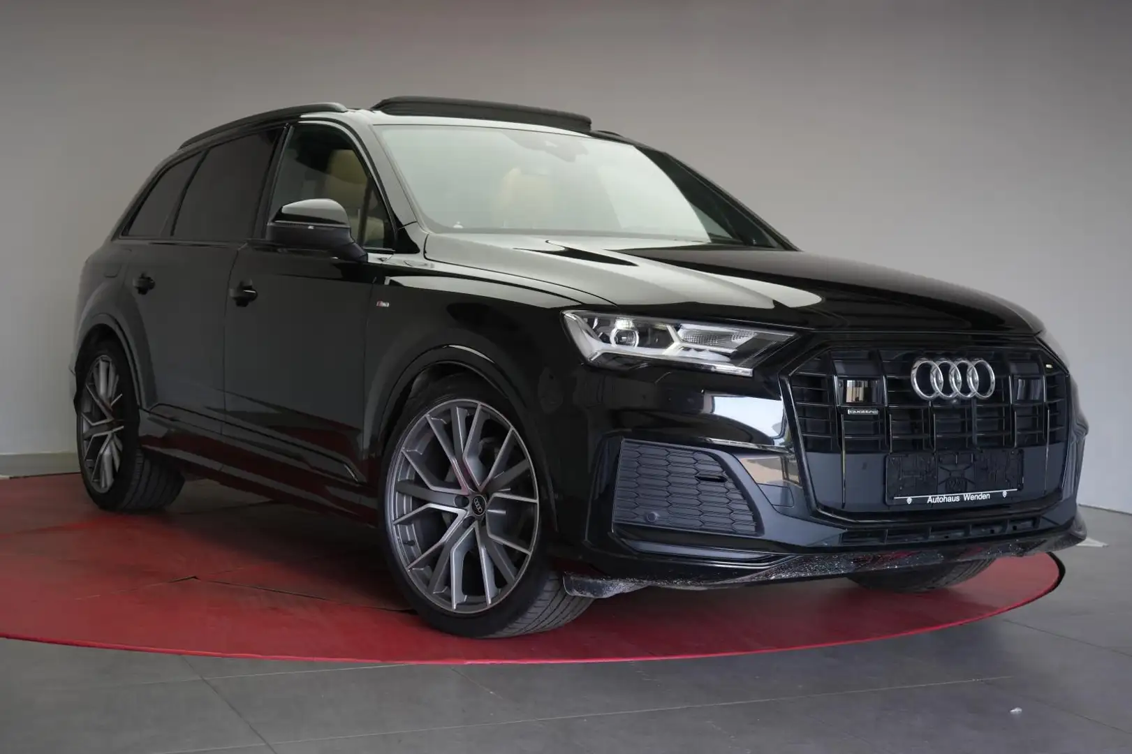 Audi Q7 50 TDI quattro tiptronic S line Navi/Leder/AC Чёрный - 1