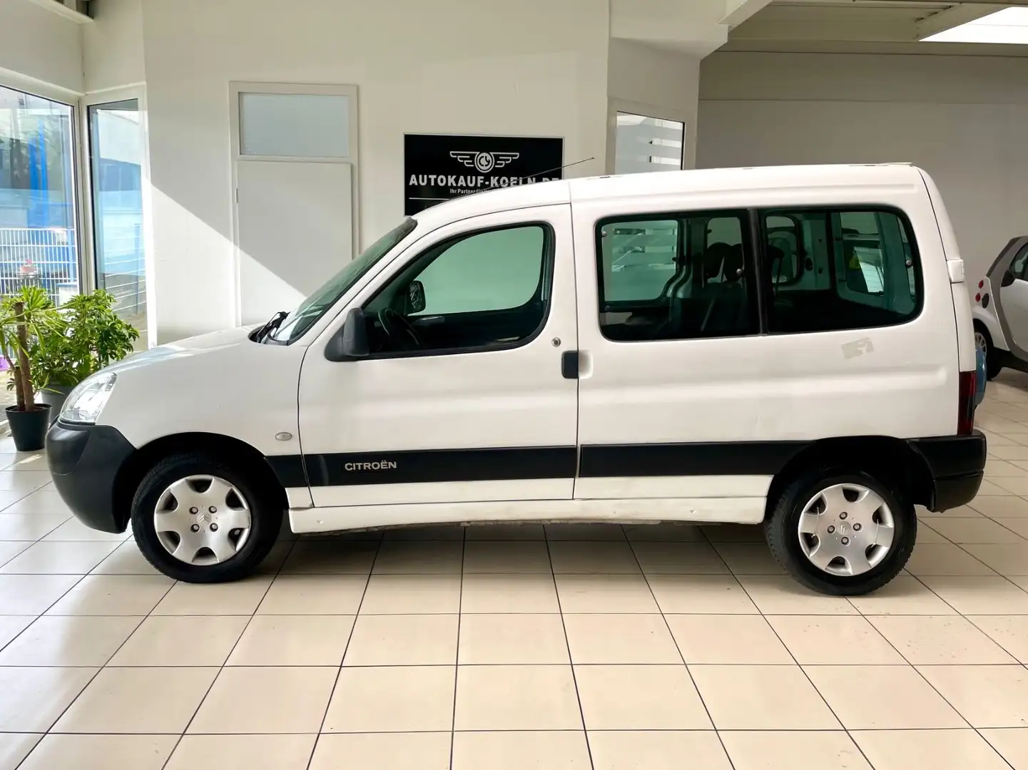 Citroen Berlingo 1.4 Advance Білий - 1