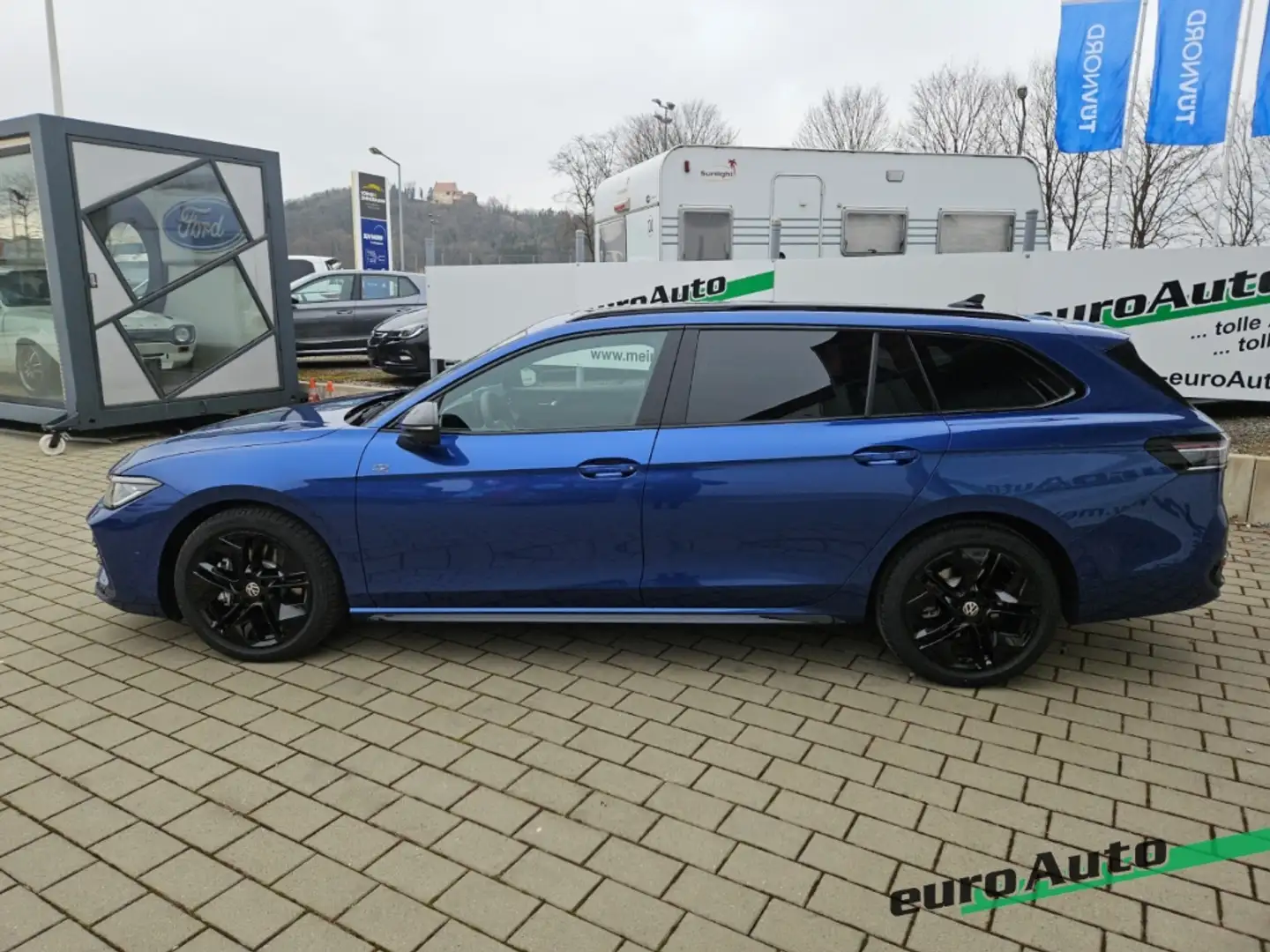 Volkswagen Passat Variant R-Line 4Motion 2.0 TDi DSG Panorama Modrá - 2