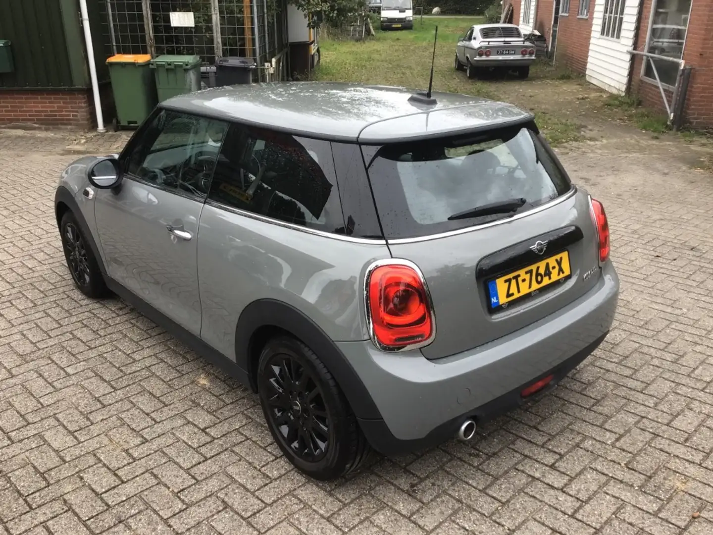 MINI Cooper 1.5 COOPER Grijs - 2
