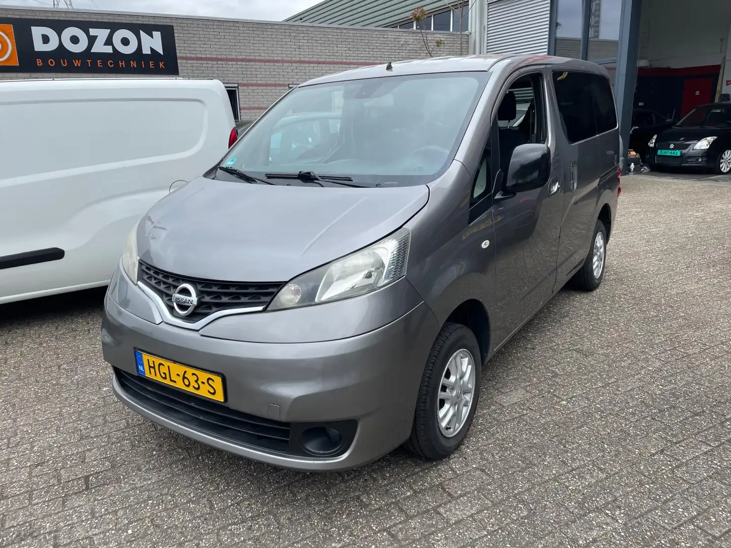 Nissan Evalia 1.6 Acenta 5p airco camera Серый - 1