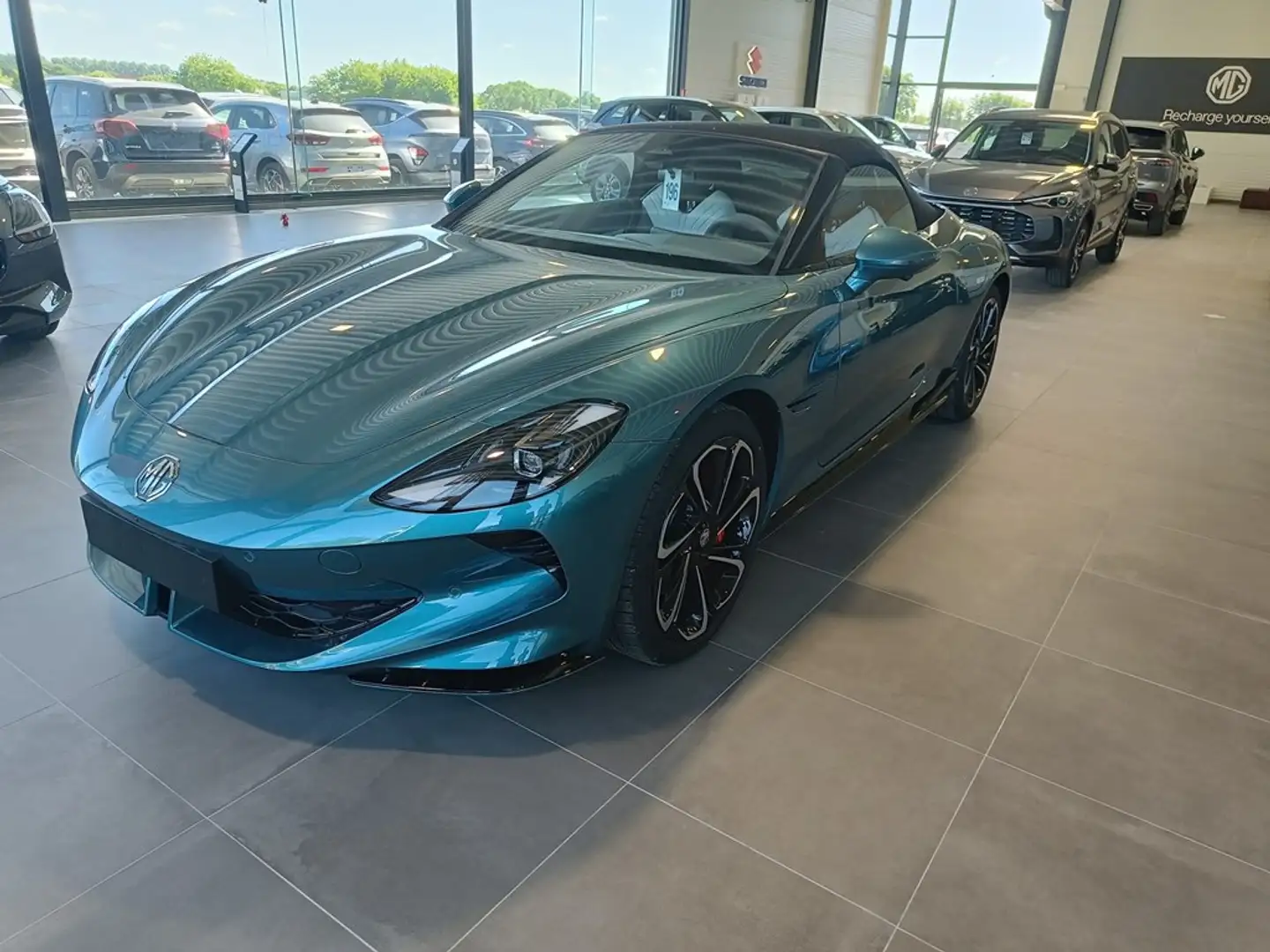 MG Cyberster GT AWD 77kw/h (Site de Wavre 010/81.83.50) Bleu - 2