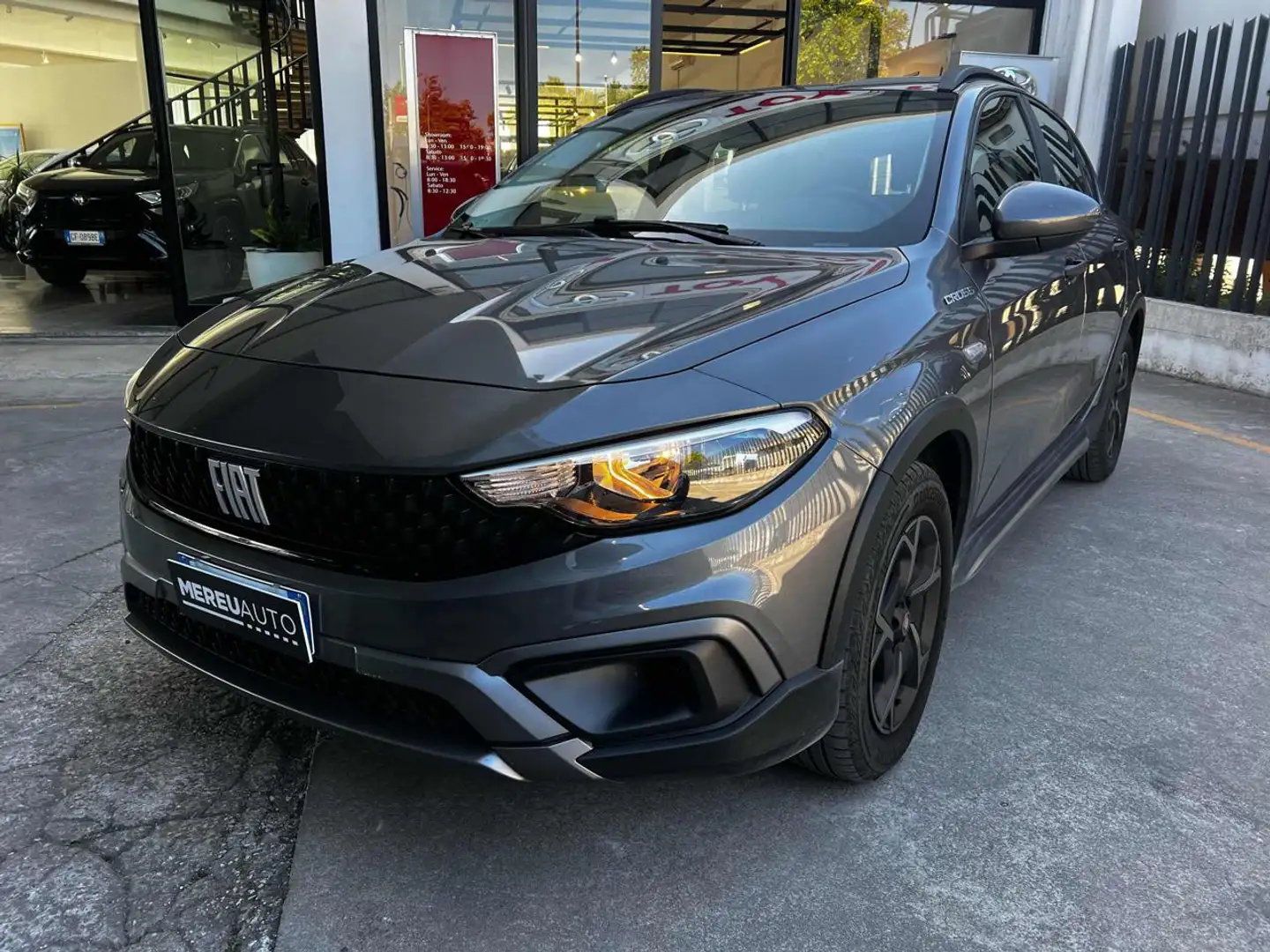Fiat Tipo 1.3 Mjt S&S 5 porte Cross Grey - 1
