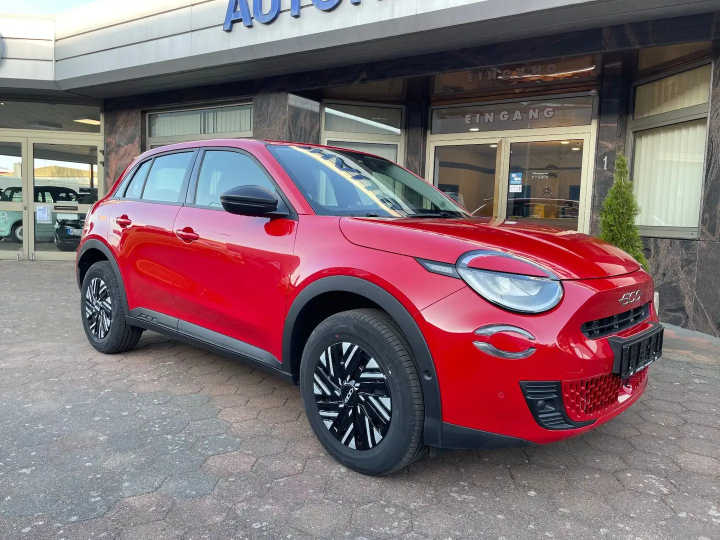 Fiat 600 Hybrid 100 DCT LED Kamera 360° Keyless Rot - 2