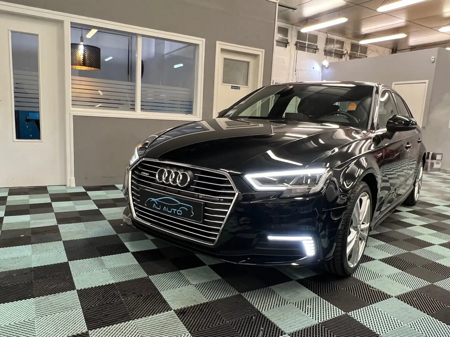 Audi A3 SPORTBACK  1.4 TFSI 204CV  S LINE  43 239 KM Noir - 2